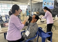 의료 사각지대 누비는 익산시 농촌 왕진버스
