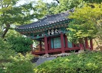 마음까지 씻어주는 세심천변의 광제정