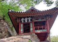 대피리 소리 들려오는 한벽당 정자