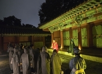 전주시, 역사 고증 바탕 관객 참여형 야간 탐방 ‘왕과의 산책’ 개막