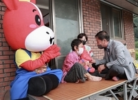 진안군 치매안심 돌봄 로봇 ‘빠망’ 출시