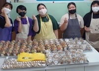 부안군 치매안심센터, 고등학생 만든 수제쿠키 어르신 전달