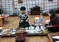 콩밭 매는 여인들의 시낭송 나들이