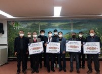 군산시 옥산면 자생단체 및 교회 마스크구입 지원금 기부행렬 