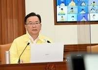 15일부터 비수도권 2단계... 전북, 세종, 전남, 경북 제외