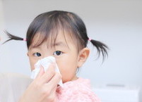 밤마다 숨이 막히는 아이 — 비염이 훔쳐간 잠