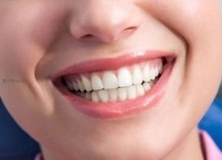 잇몸 병의 위험성과 잇몸 병 예방에 좋은 음식&피해야 할 음식
