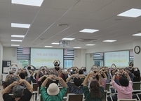 익산시 치매안심센터, '행복만땅 가을운동회' 개최! 치매 어르신들께 웃음과 활력 선사