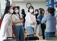광주지역 사립 작은도서관 운영자들 전주 어울림 작은도서관 견학