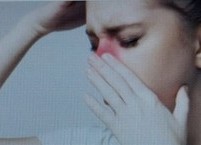식사 때에 콧물 나오면 비염이다