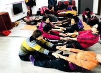 순창군 보건의료원, 찾아가는 ‘하계 경로당 노인건강교실’을 운영 ....건강 활력 체조로 코로나 극복