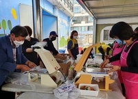 완주군자원봉사센터, 완주군 재가노인 500세대 음식 나눔 펼쳐