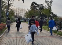 줍깅으로 첫 발을 내딛은 이서 탐방 소통단