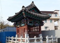 효자동을 탄생시킨 효자 정려비