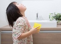 입 안 질병의 만병통치약 소금물 가글